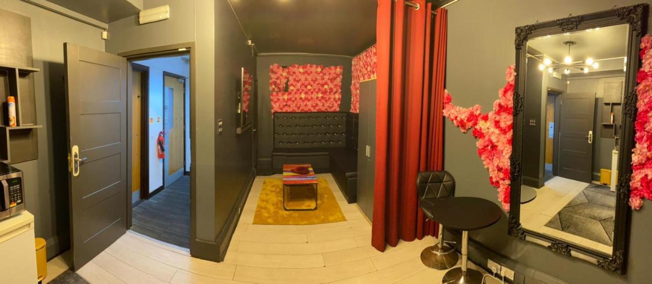 Wns Hotel Лондон Экстерьер фото